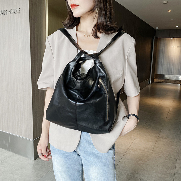 Geanta de dama model lat cu maner scurt si lung