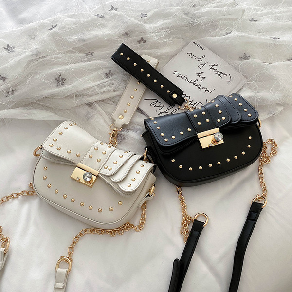 Női modern kis táska öko bőrből kövekkel