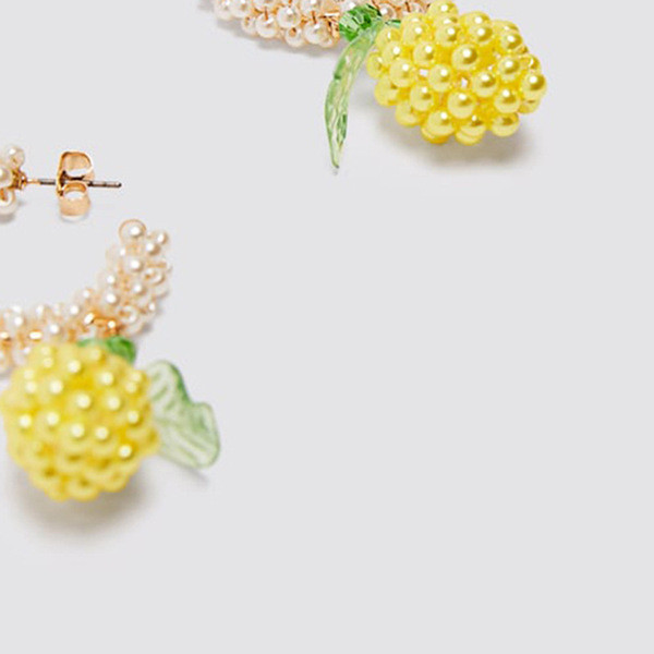 Aktuális női gyöngy fülbevaló