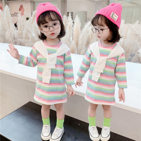 Svītraina bērnu kleita meitenēm ar garām piedurknēm un uzrakstu