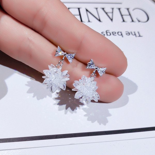 Ezüst női fülbevaló hópehely formájú