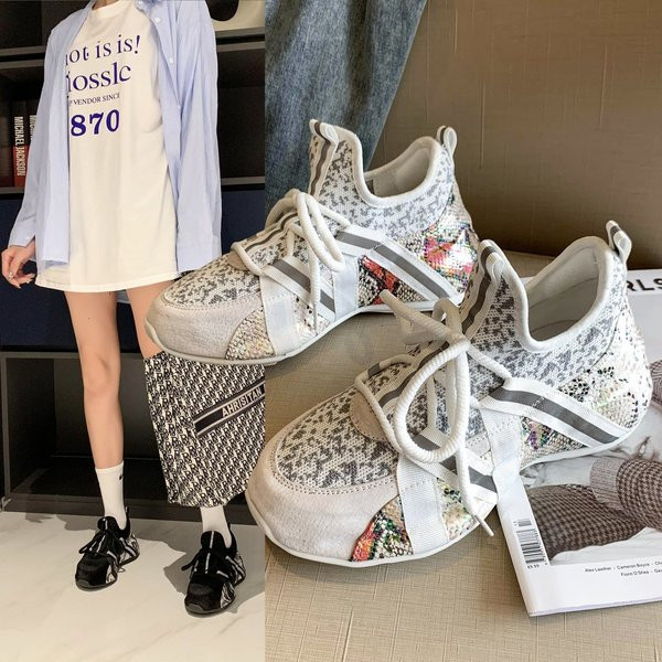 Jauns sieviešu kedu modelis ar dzīvnieku rakstu