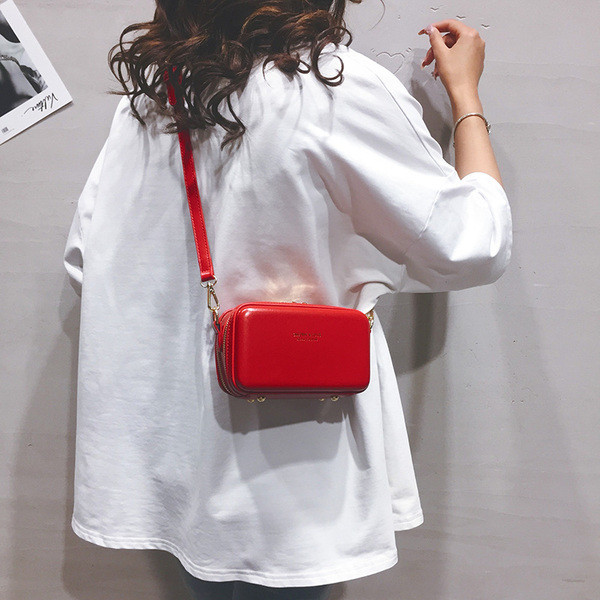 Naiste kaasaegne ökonahast lukuga minikott