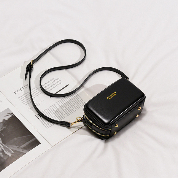 Naiste kaasaegne ökonahast lukuga minikott