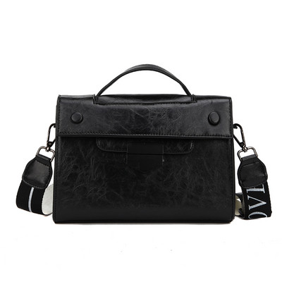 Sieviešu ikdienas soma no eko ādas vienkārša modeļa