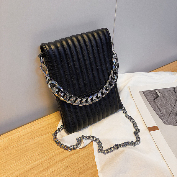 Női mindennapi kistáska sima modell