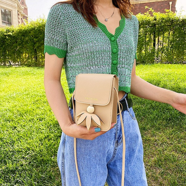 Ikdienas sieviešu soma no eko ādas ar uzrakstu