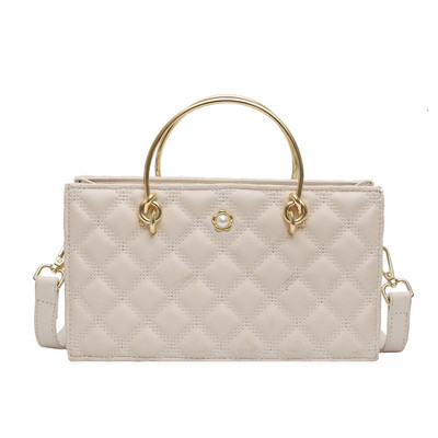 Stílusos női táska négyzet alakú, rövid és hosszú fogantyúval