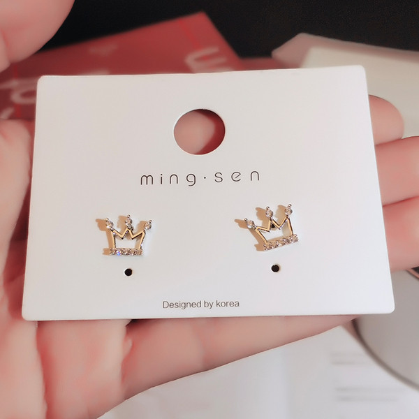 Ezüst női fülbevaló korona formájú