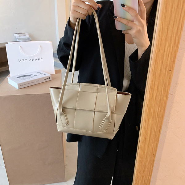 Naiste igapäevakott pika sangaga