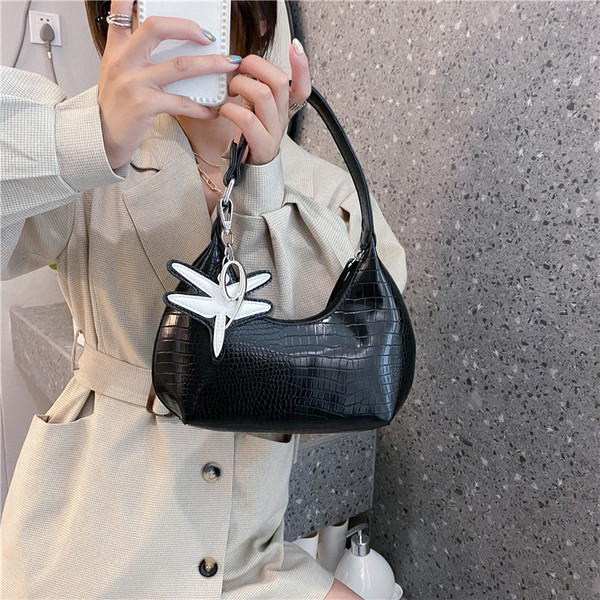 Geanta casual de dama in forma rotunda din piele ecologica