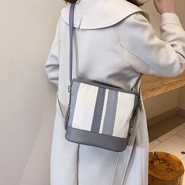 Ikdienas sieviešu tekstila soma ar garu rokturi