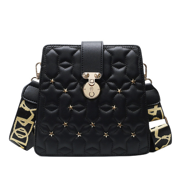 Praegune pandlaga ja pika sangaga ökonahast naistekott