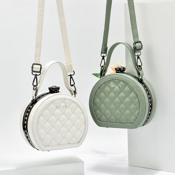 Öko-nahast ümmargune lühikese ja pika sangaga naistekott