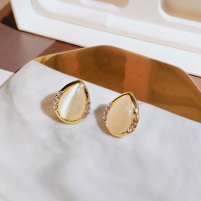 Retro naiste kividega kõrvarõngad