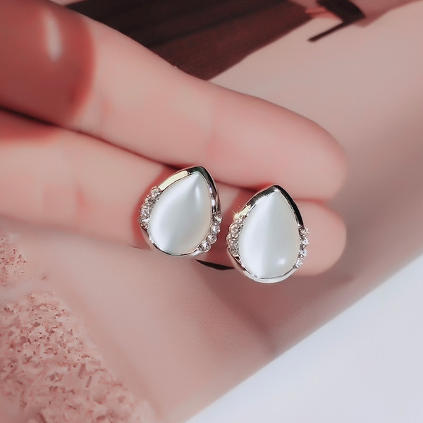 Retro naiste kividega kõrvarõngad