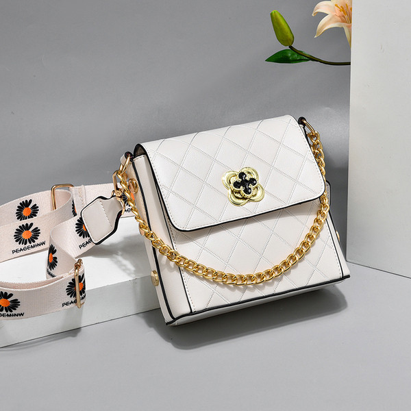 Geanta casual dama cu maner si lant colorat