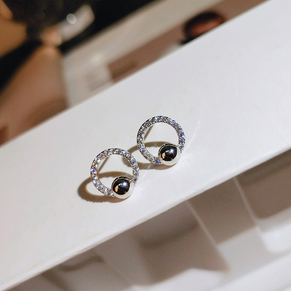 Cercei rotunzi simpli de dama cu bila