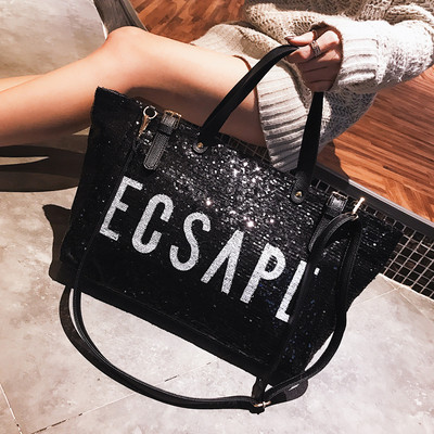 Női alkalmi táska flitterekkel, széles modellel