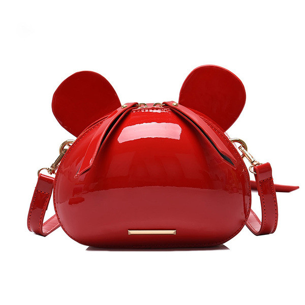 Mūsdienīga sieviešu soma ar 3D elementiem no eko ādas