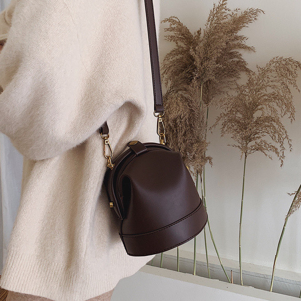 Ikdienas sieviešu soma no eko ādas, parasts modelis