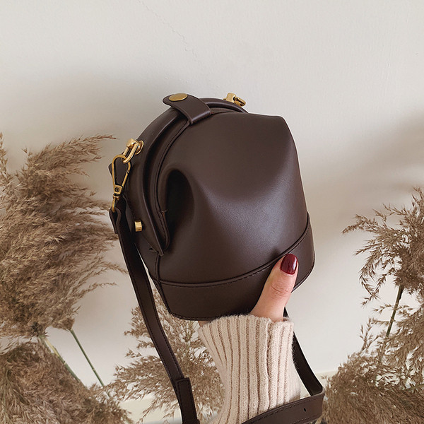 Ikdienas sieviešu soma no eko ādas, parasts modelis