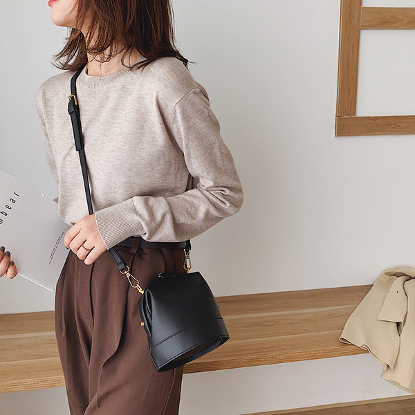 Ikdienas sieviešu soma no eko ādas, parasts modelis