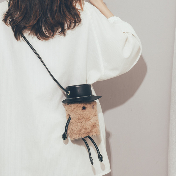 Modern női táska műbőrből, pehelytal