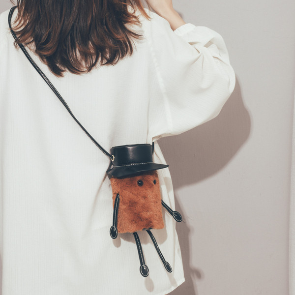 Modern női táska műbőrből, pehelytal