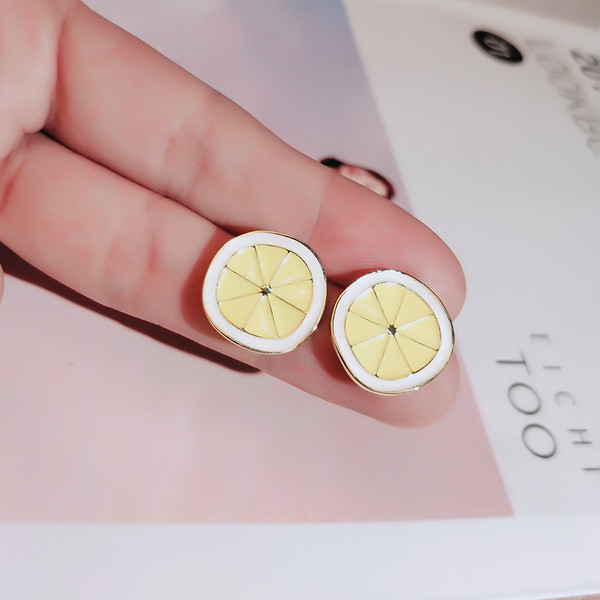 Igapäevased naiste kõrvarõngad