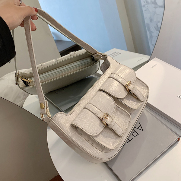 Geantă de damă modernă din piele ecologică cu buzunare frontale