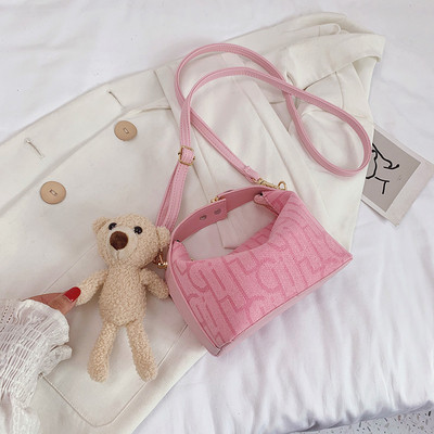 Sieviešu moderna soma ar rāvējslēdzēju un garu rokturi