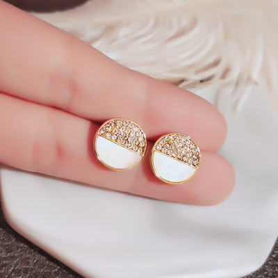 Kerek egyszerű női fülbevaló