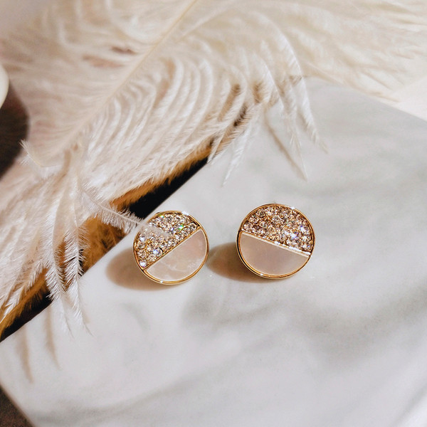 Kerek egyszerű női fülbevaló