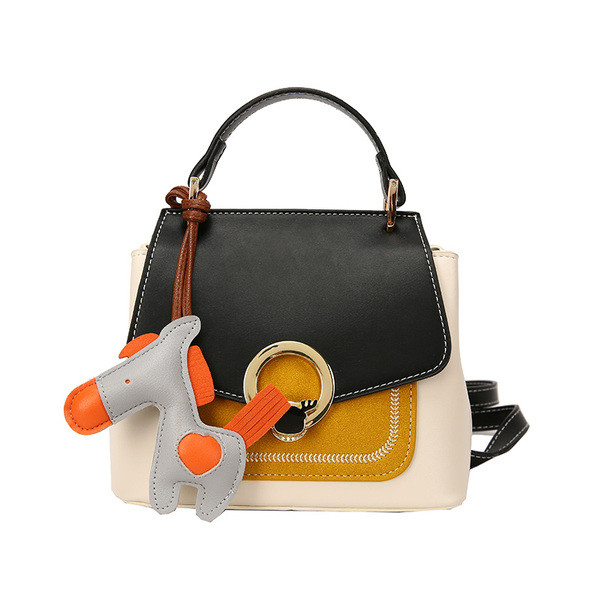 Sieviešu moderna eko-ādas soma ar sprādzi un īsu rokturi