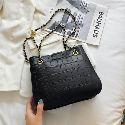 Γυναικεία καθημερινή τσάντα από οικολογικό δέρμα, απλό μοντέλο για τον ώμο