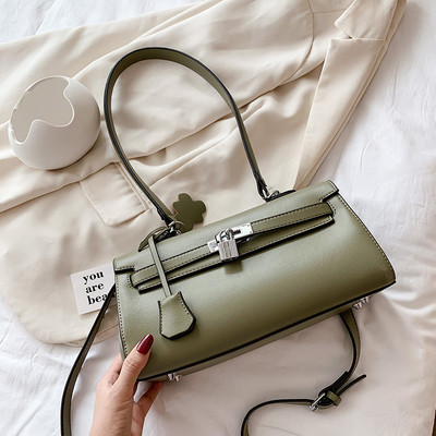 Stiilne pandlaga naiste kott