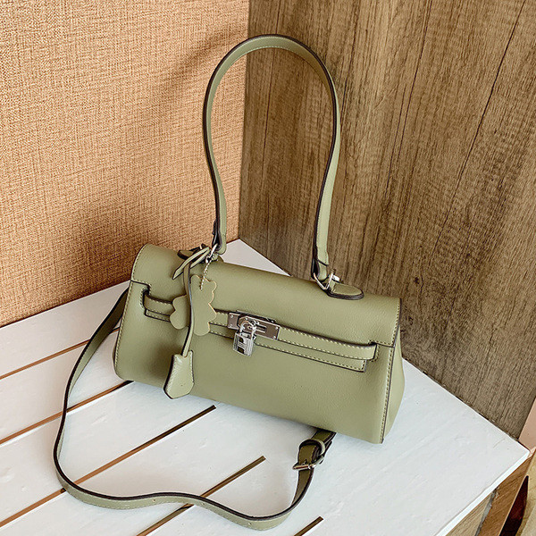 Stiilne pandlaga naiste kott