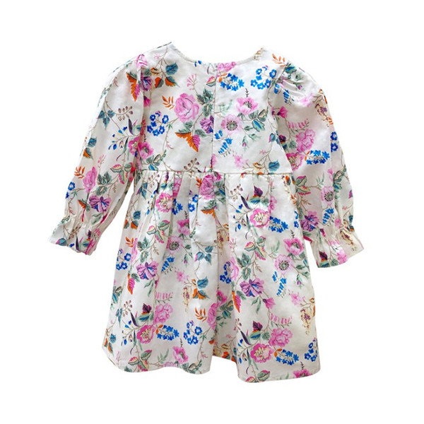 Värviline pikkade varrukatega lastekleidilõikeline mudel