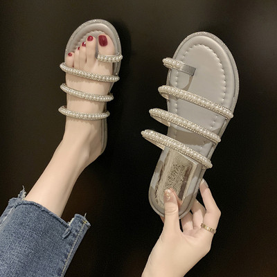 Дамски модерни чехли с перли на каишките 