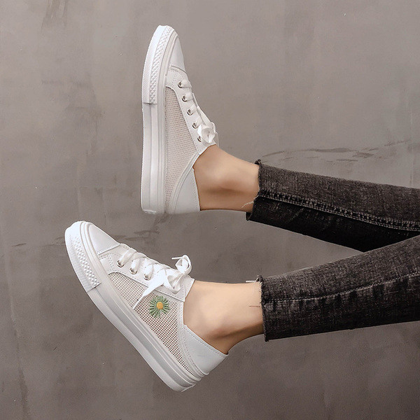 Naiste vabaaja tossud võrgu ja tikandiga