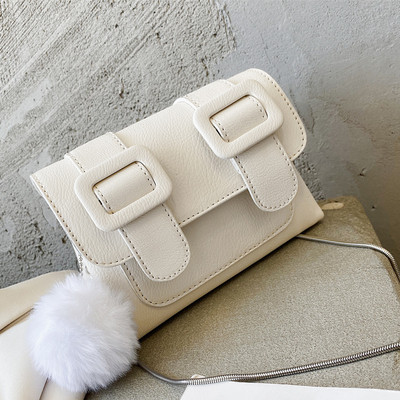 Нов модел дамска чанта за рамо -от еко кожа