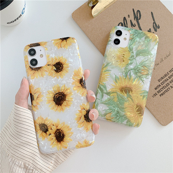 Silikona maciņš priekš Iphone 11 ar saulespuķu - divi modeļi