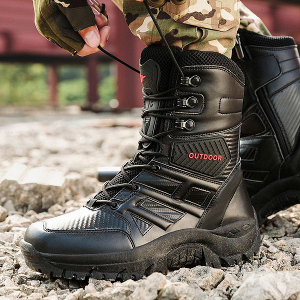 Kõrged paksu krobelise talla ja paeltega meeste matkasaapad