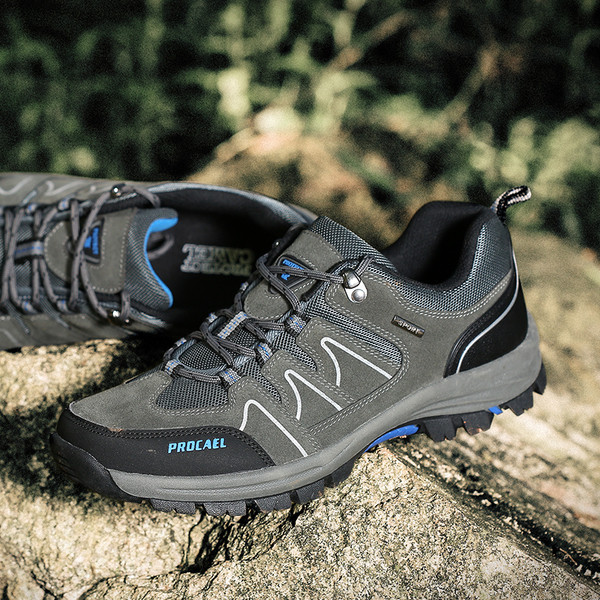 Ανδρικές μπότες πεζοπορίας με κορδόνια και παχιά τραχιά σόλα