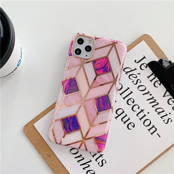 Marmorist efekti ja geomeetriliste kujunditega silikoonümbris Iphone 11 Pro Maxile