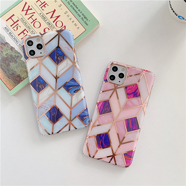Marmorist efekti ja geomeetriliste kujunditega silikoonümbris Iphone 11 Pro Maxile