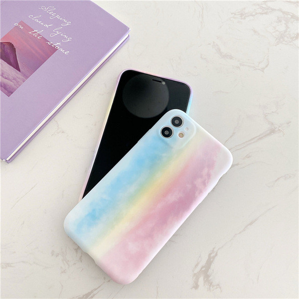 Värviline ümbris Iphone 11-le - kaks mudelit