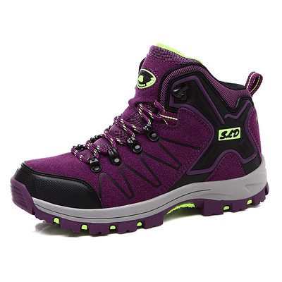 Férfi és női túrabakancs durva talppal és fűzővel