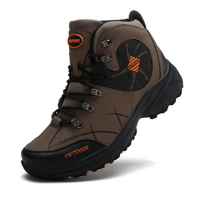 Pārgājienu zābaki ar šņorēm un raupju zoli